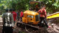 Puluhan Tahun Jadi Langganan Banjir  Sungai way Tangkil  di Lakukan Pengerukan