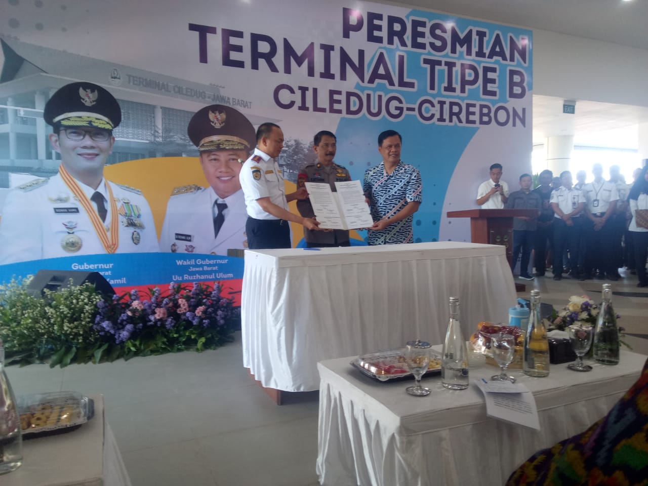 Terminal Tipe B Ciledug-Cirebon Diresmikan Gubernur Jawa Barat ...