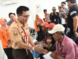 Pemkab Bandung Salurkan Bantuan Beras dan BLT Untuk KPM