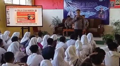 Ipda Tasim Sampaikan Bahaya Narkoba di SMAN Kedokanbunder