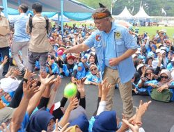 20000 Pendukung KDM-Erwan Tumpah Ruah di Lapangan Dadaha Tasikmalaya